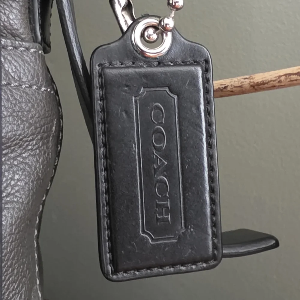 Coach 70308 Thompson Messenger Charcoal Gray Leather Laptop Messenger Bag